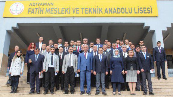 Genel Müdürümüz Osman Nuri GÜLAY, Adıyaman İlinde Mesleki ve Teknik Ortaöğretim Müdürleri ile bir araya geldi