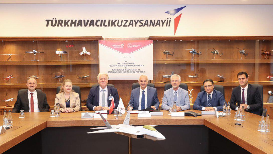MEB ve TUSAŞ, Milli Muharip Uçak ve Ağır Sınıf Taaruz Helikopterini  Hayata Geçirecek Teknisyenler Yetiştirecek