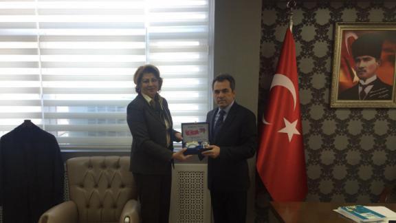 Azerbaycan Eğitim Ataşesi  Necibe NESIBOVA Genel Müdürümüz Osman Nuri GÜLAYı makamlarında ziyaret etti