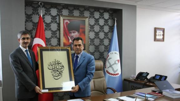 Din Öğretimi Genel Müdürü Sayın Nazif YILMAZ Genel Müdürümüz Sayın Osman Nuri GÜLAYı ziyaret etti