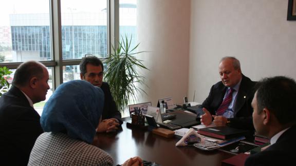 Mesleki ve Teknik Eğitim Genel Müdür Sayın Osman Nuri GÜLAY, Ankara Sanayi Odası Yönetim Kurulu Başkanı Sayın Nurettin ÖZDEBİRi makamında ziyaret etti
