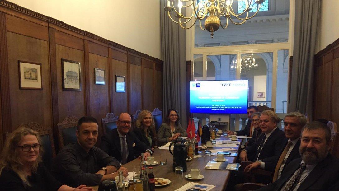 Almanya  Hamburg Ticaret Odası İle Mesleki ve Teknik Eğitim İstişare Toplantısı Yapıldı