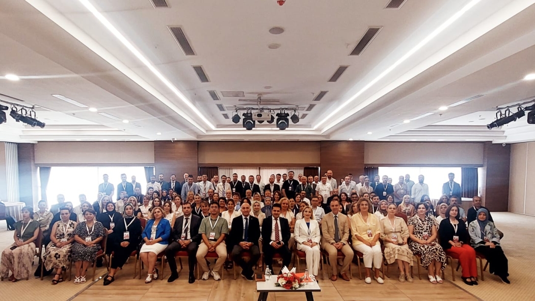 MİLLÎ EĞİTİM AKADEMİSİ HAZIRLIK EĞİTİMİ KAPSAMINDA ORTAK VE ALAN BAZLI DERS İÇERİKLERİNİN BELİRLENMESİ ÇALIŞTAYI BAŞLADI